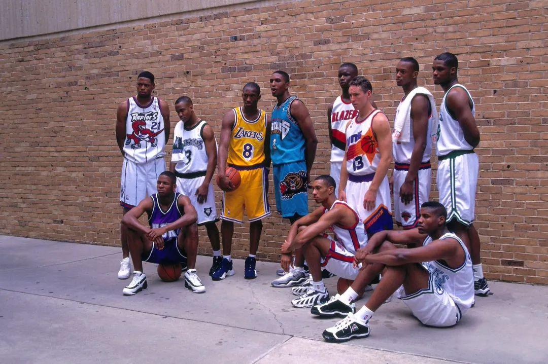 篮球壁纸96黄金一代泪目