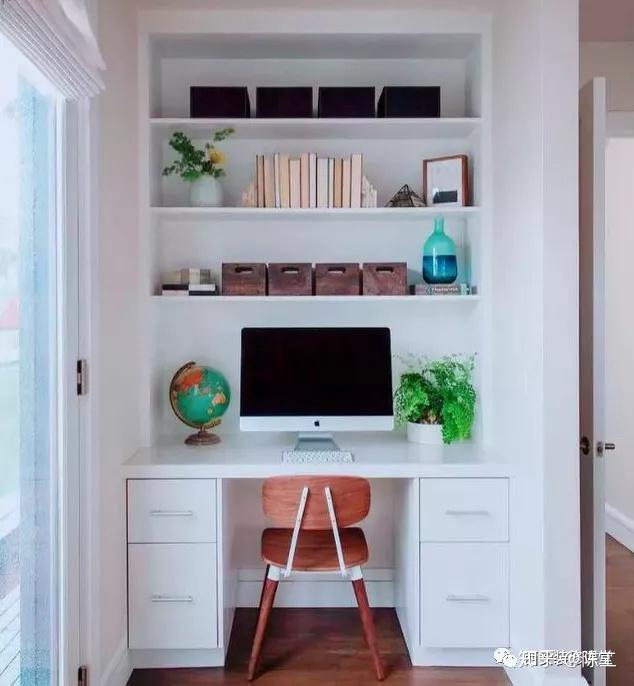 阳台放一张书桌做法很赞