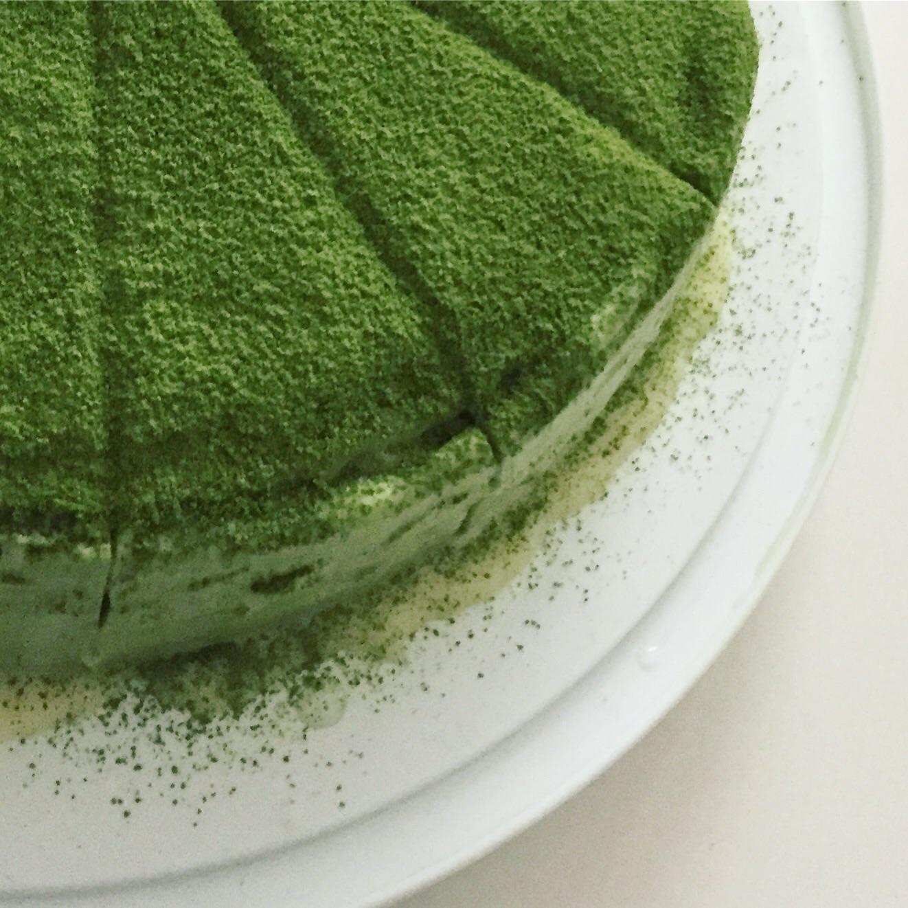 千层蛋糕好不好吃,取决于饼皮和奶油的厚度,饼皮薄,奶油厚度适中首铑