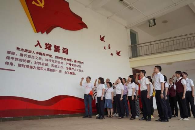 勇立潮头敢为先、奋楫扬帆谋新篇 中创港科技集团公司董事长赵贝华 - 知乎