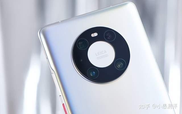 从6499元跌至2589元50倍变焦66w从高端市场跌至低端市场