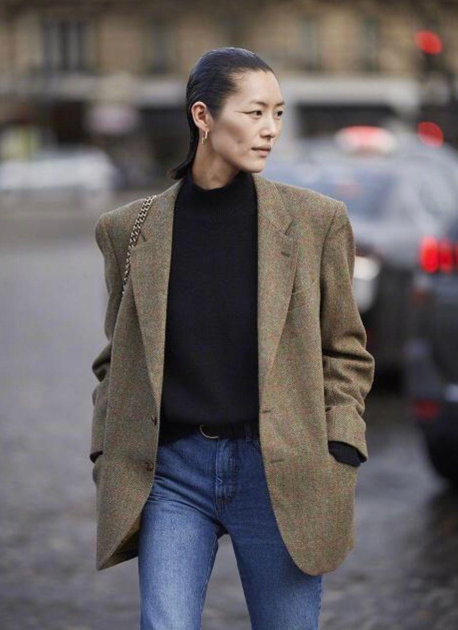 刘雯的开春穿搭真飒西装配牛仔裤挺清爽大油头却没法模仿