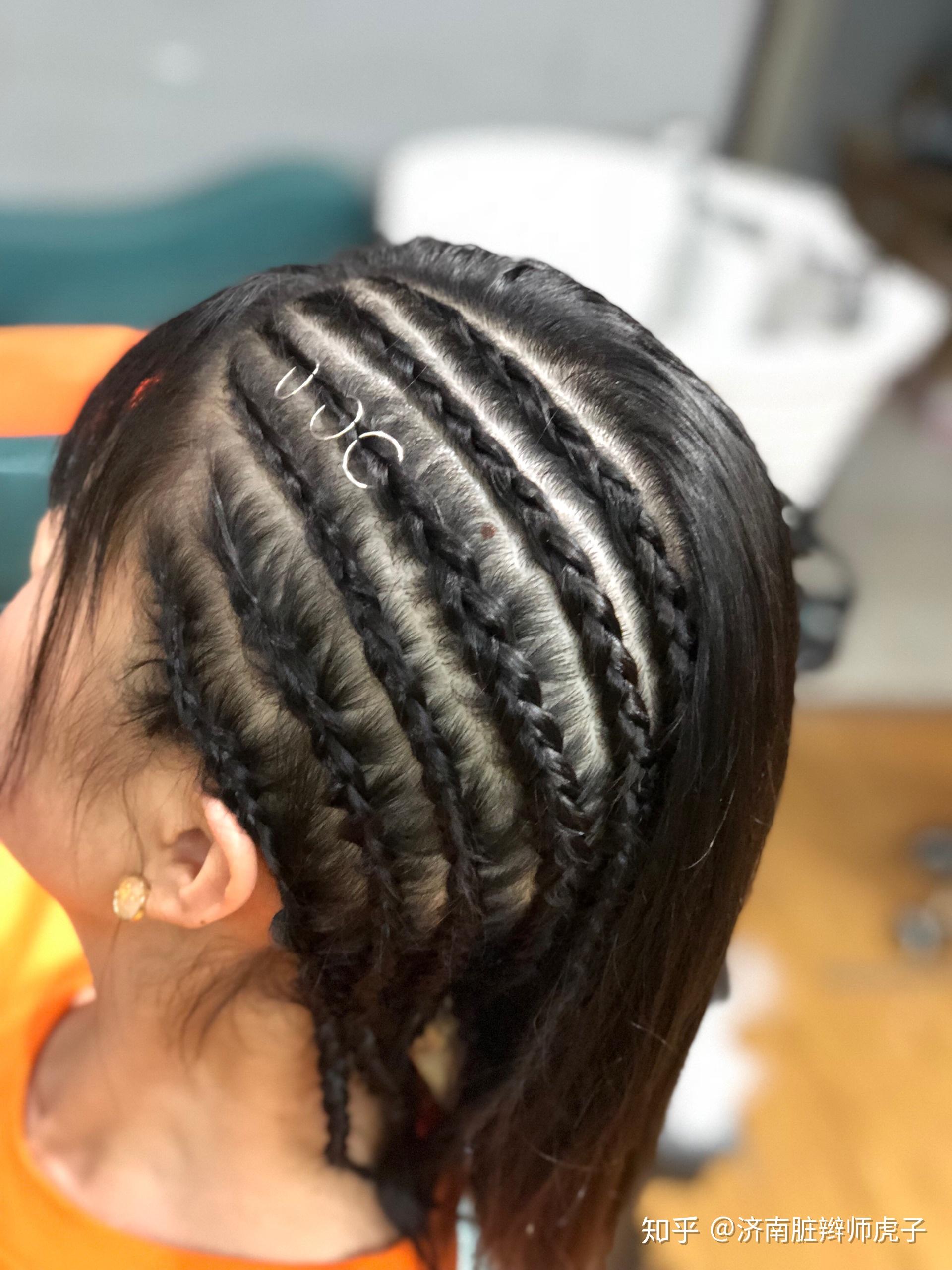 2 人赞同了该文章脏辫黑人烫无痕接发穿孔济南脏辫穿孔师