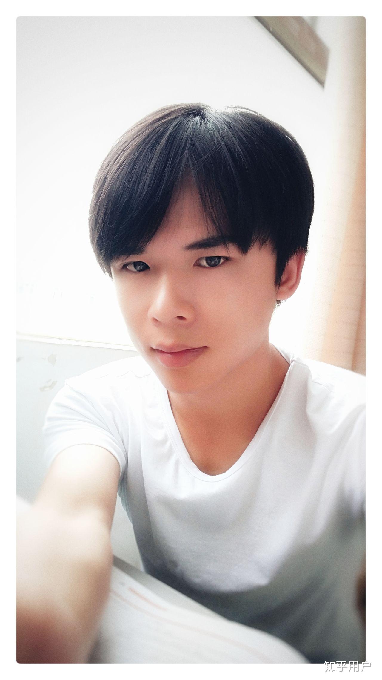 男人应如何自拍