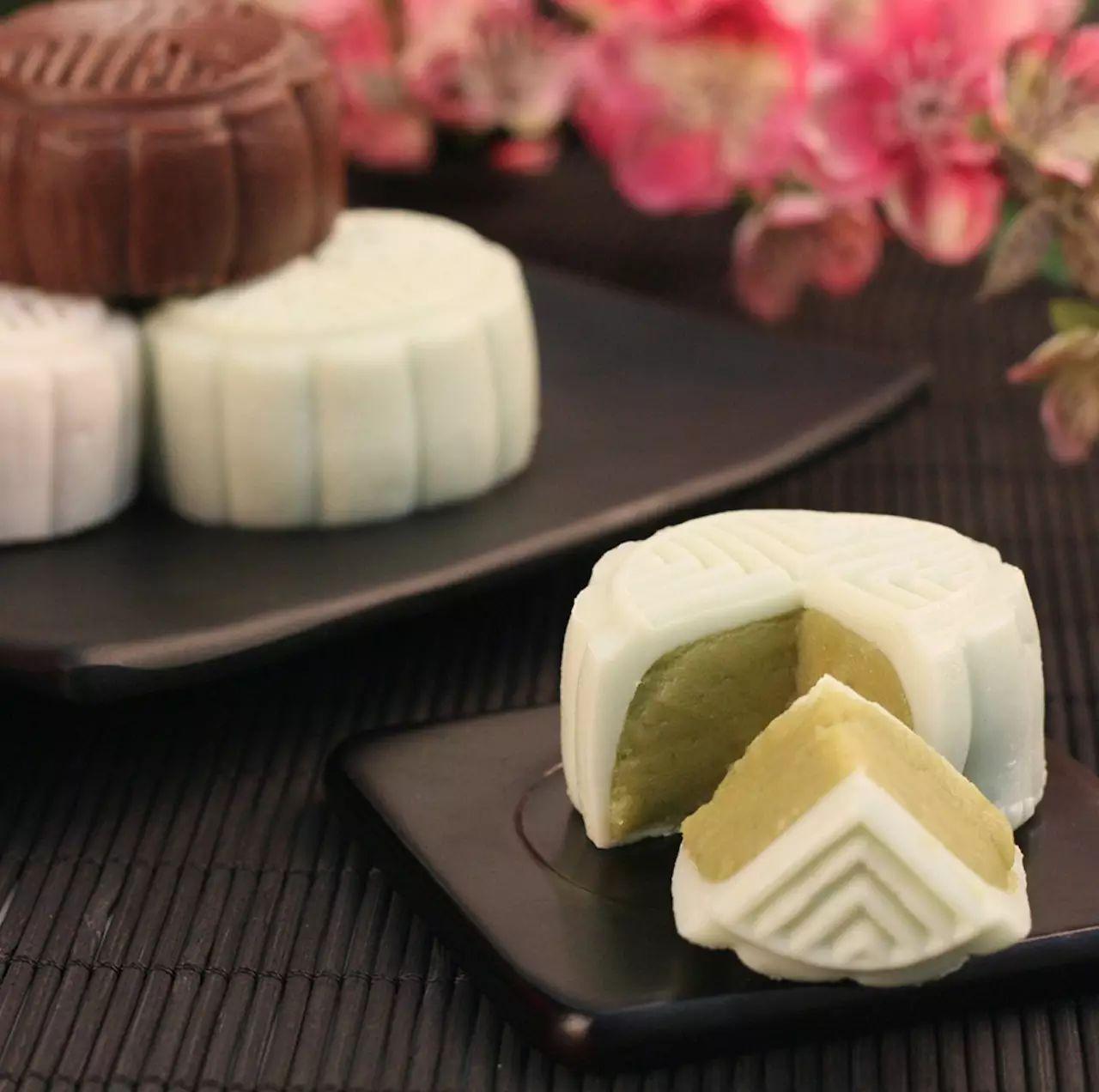 看到这些妖艳月饼我吓哭了