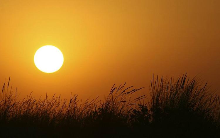 怎样才能做到不以物喜不以己悲 v2-91393b1aa96a1a11b08b23f49336240e_r.jpg