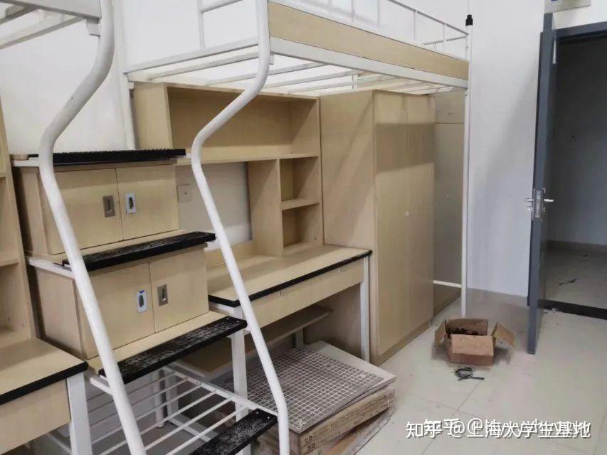 宿舍盘点第一弹】更多上海高校资讯可千万公众号【上海大学生基地】