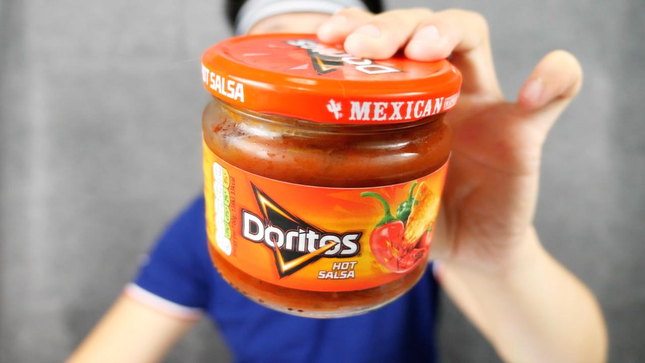 英国买买买篇六追剧追番加点新滋味doritos多力多滋薯片玉米片沾酱