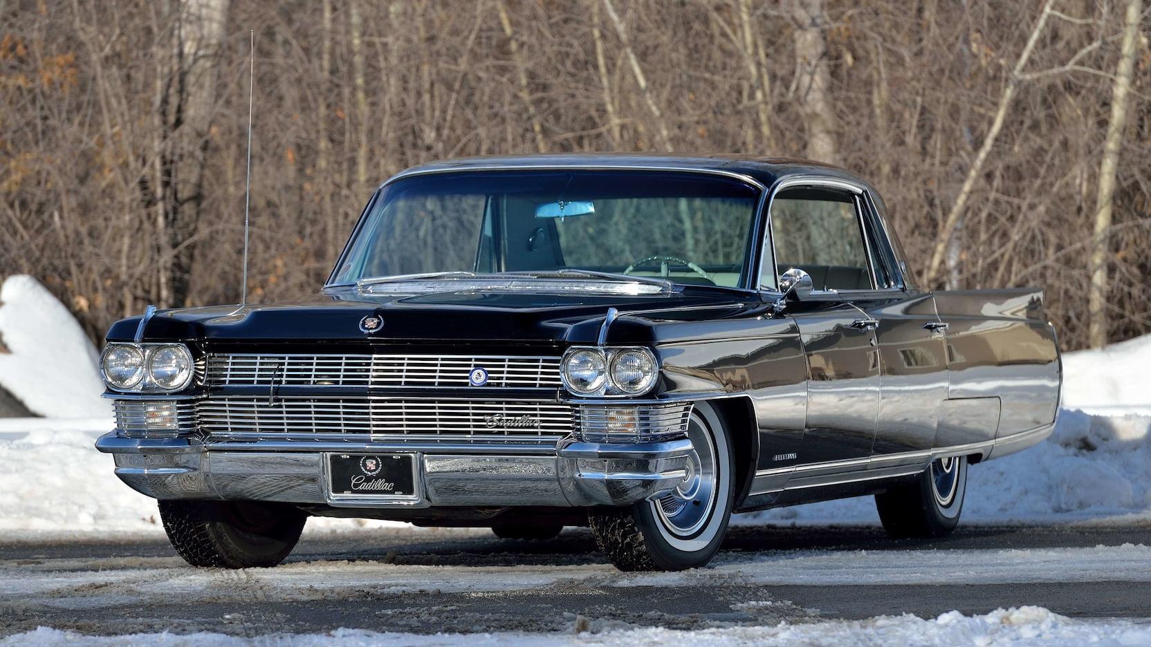 通用公司开始着手研究自动控制的汽车空调,首先安装在凯迪拉克sixty