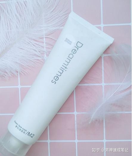 如何正确的使用洗面奶 v2-91e45e26813967366bebccf95cd35812_r.jpg