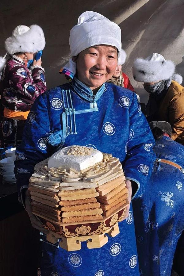 美民·美食 | 到蒙古族阿妈家喝奶茶——蒙古族奶食品