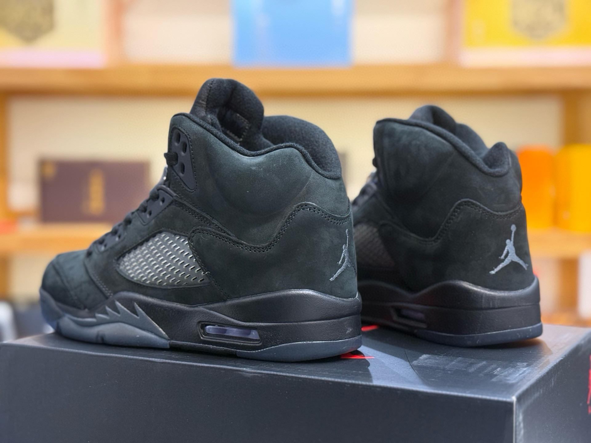 乔丹 Air Jordan 5 Retro Black Cat AJ5 五代黑猫篮球鞋 - 知乎