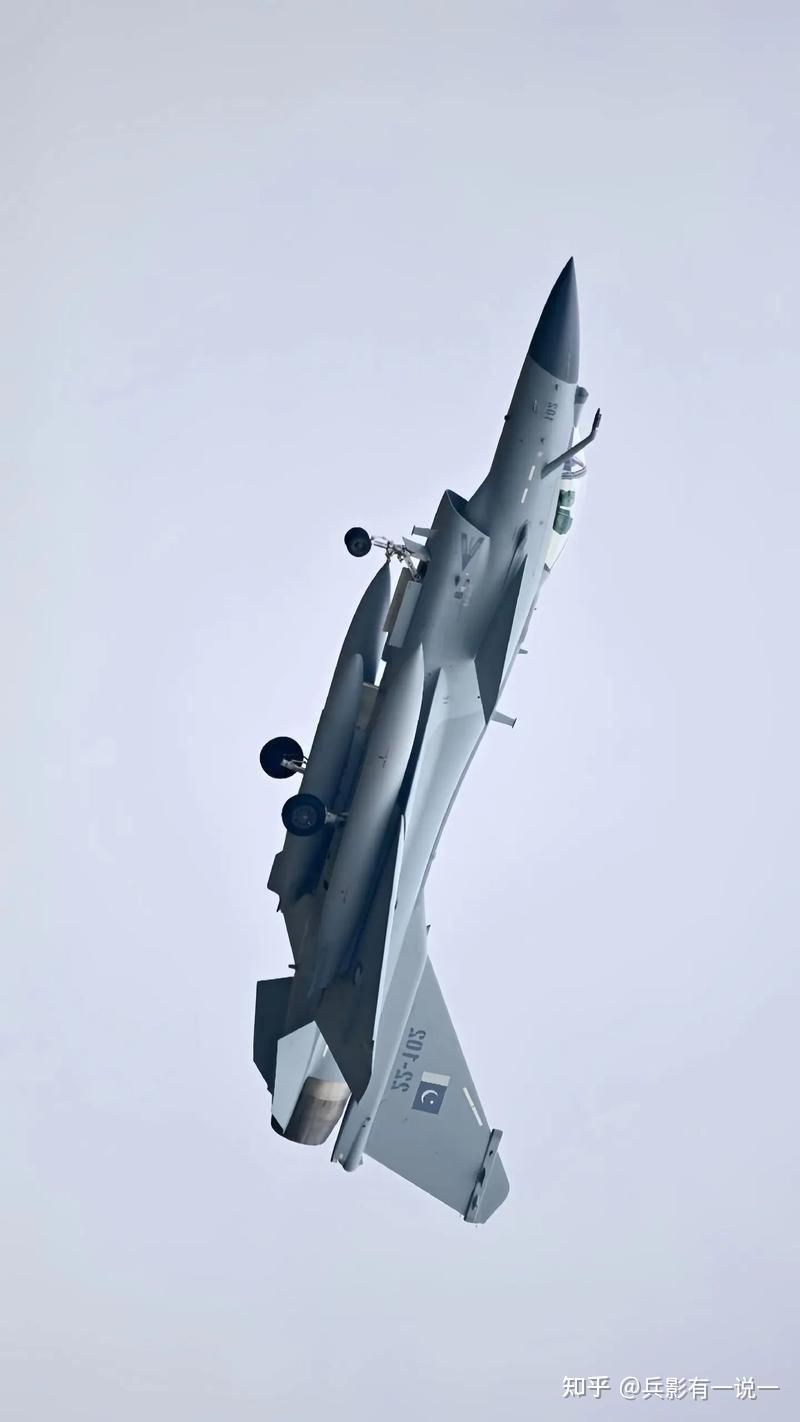 歼10CE助力巴空军,实力飞跃引关注 - 知乎