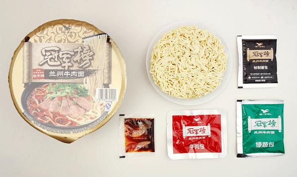 什么方便面,居然有7个料包? - 知乎