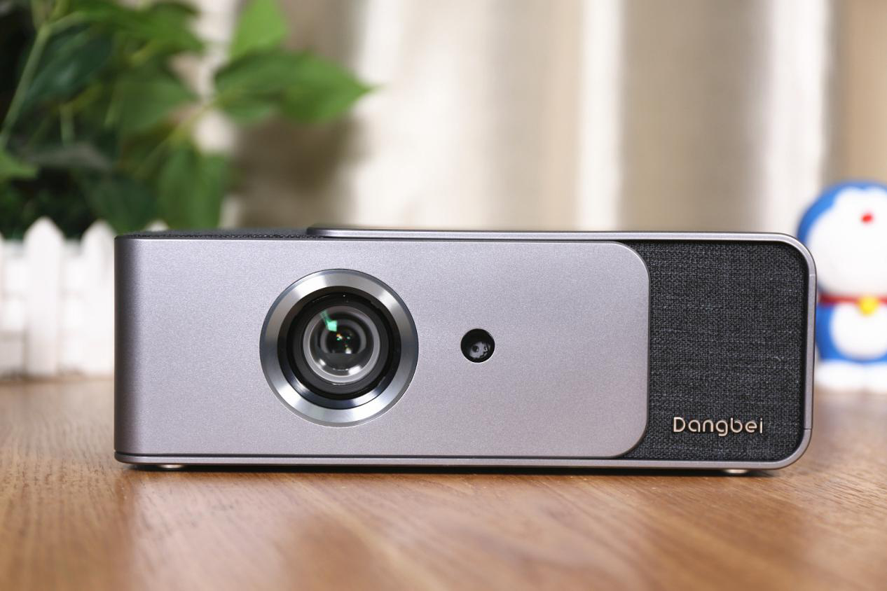 比当贝投影贵近2千的坚果x3真的值得买么详细对比分析