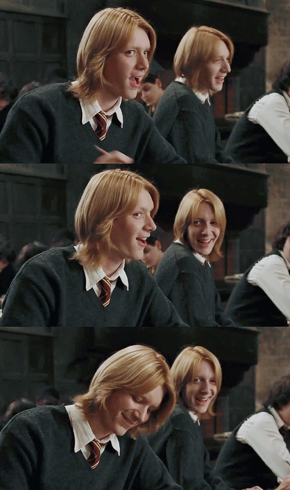 请问有人有韦斯莱双子弗雷德韦斯莱乔治韦斯莱的照片吗特别帅的那种