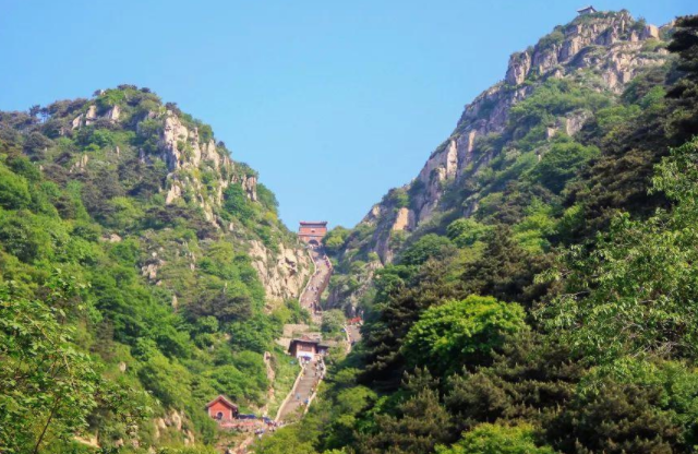 1,天下第一山:泰山