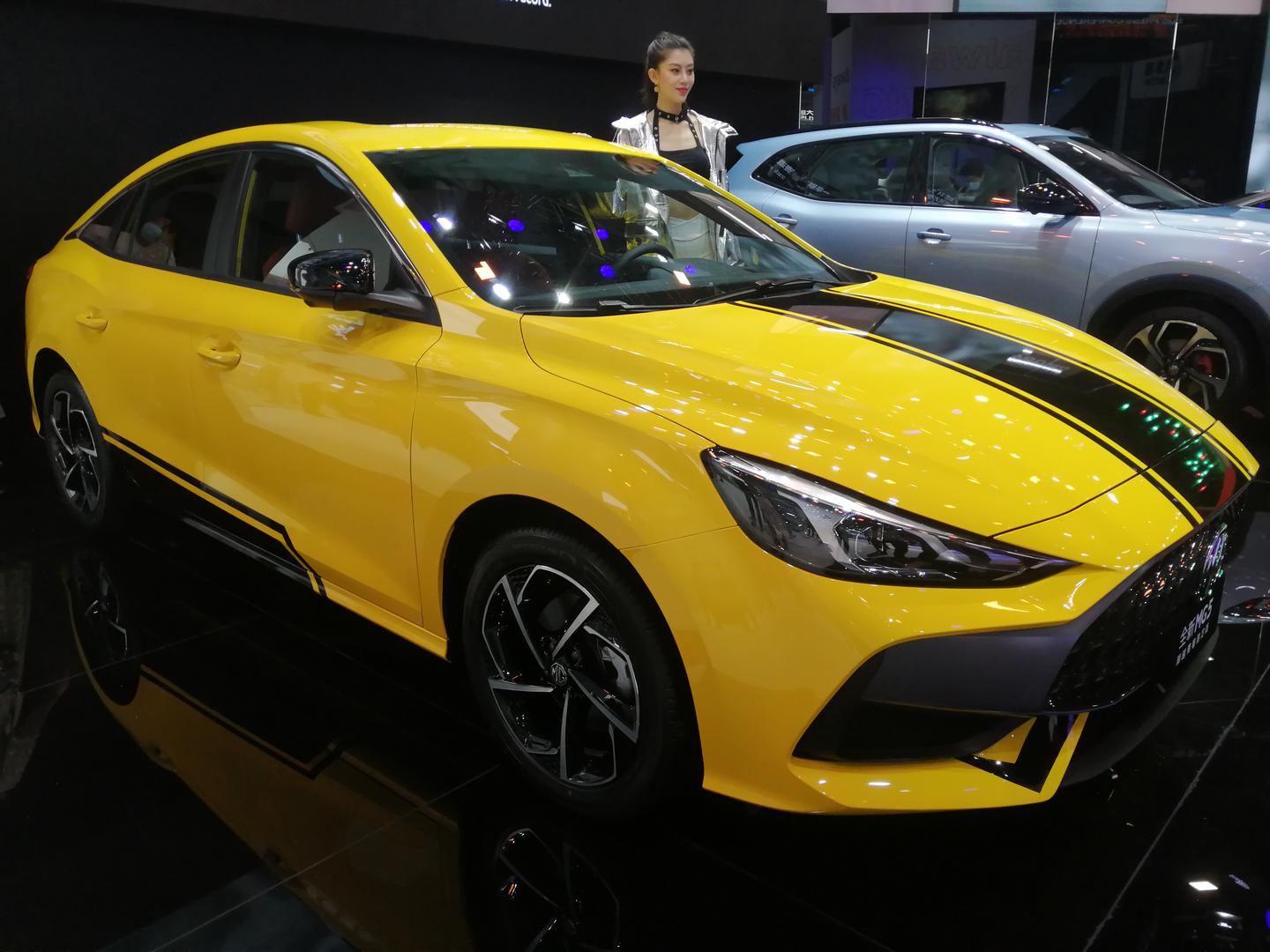 2020广州车展mg5潮越青奢限定版1049万元