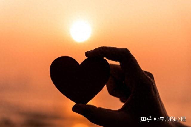 心理学:长期缺爱的人,往往一眼便能被识破。 - 知乎