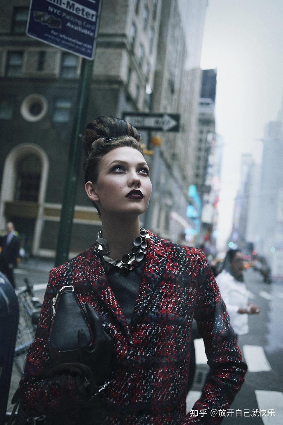 聊聊摄影系列:彼得·林德伯格的《2010vogue new york 》