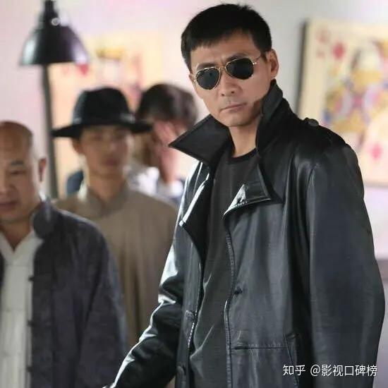 同样都是抗日神剧为什么燕双鹰屹立不倒主创班底才是关键