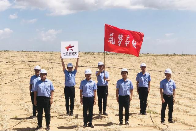 东洲湘江大桥中国采用悬臂浇筑法施工的单箱梁体最宽的矮塔斜拉桥二