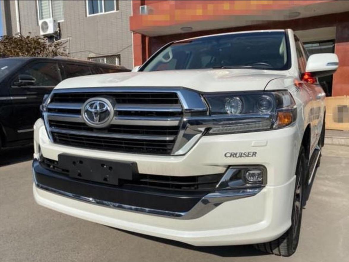 丰田新添越野大玩具,5.7lv8