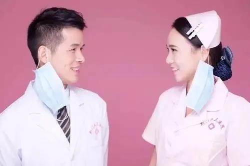 可以感受一把娶护士回家是种什么体验!