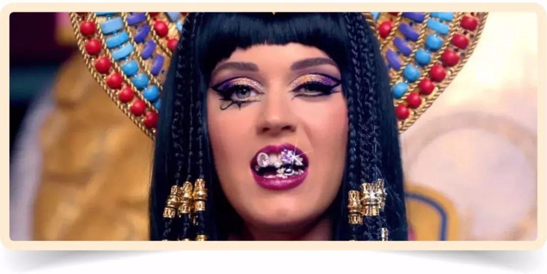 挺好看的姑娘小伙,怎么就镶金牙了. - 知乎