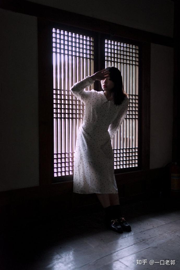 以上这张是室内环境特暗时拍的 摄影〡后期:@一口老郭逆光如何避免