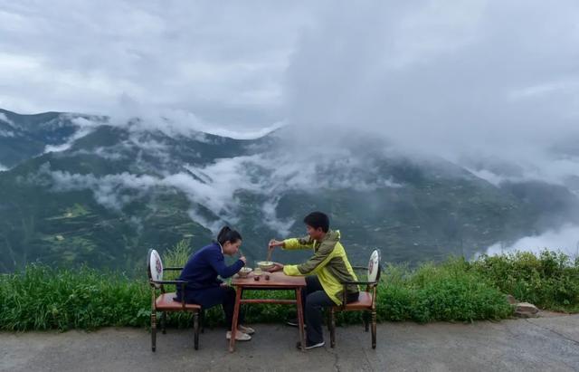 云上的「解忧」餐厅