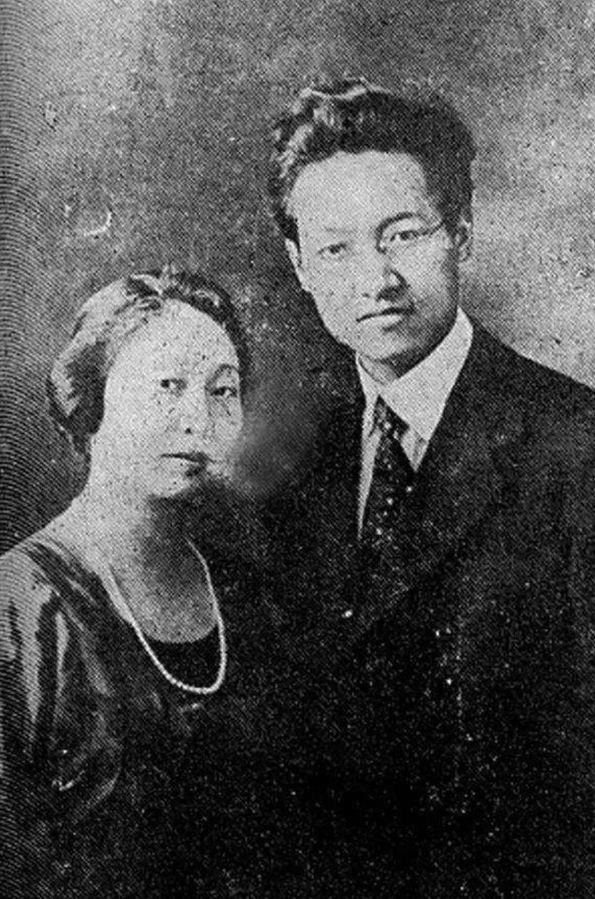 1921年,29岁的赵元任和杨步伟终于结为伉俪.