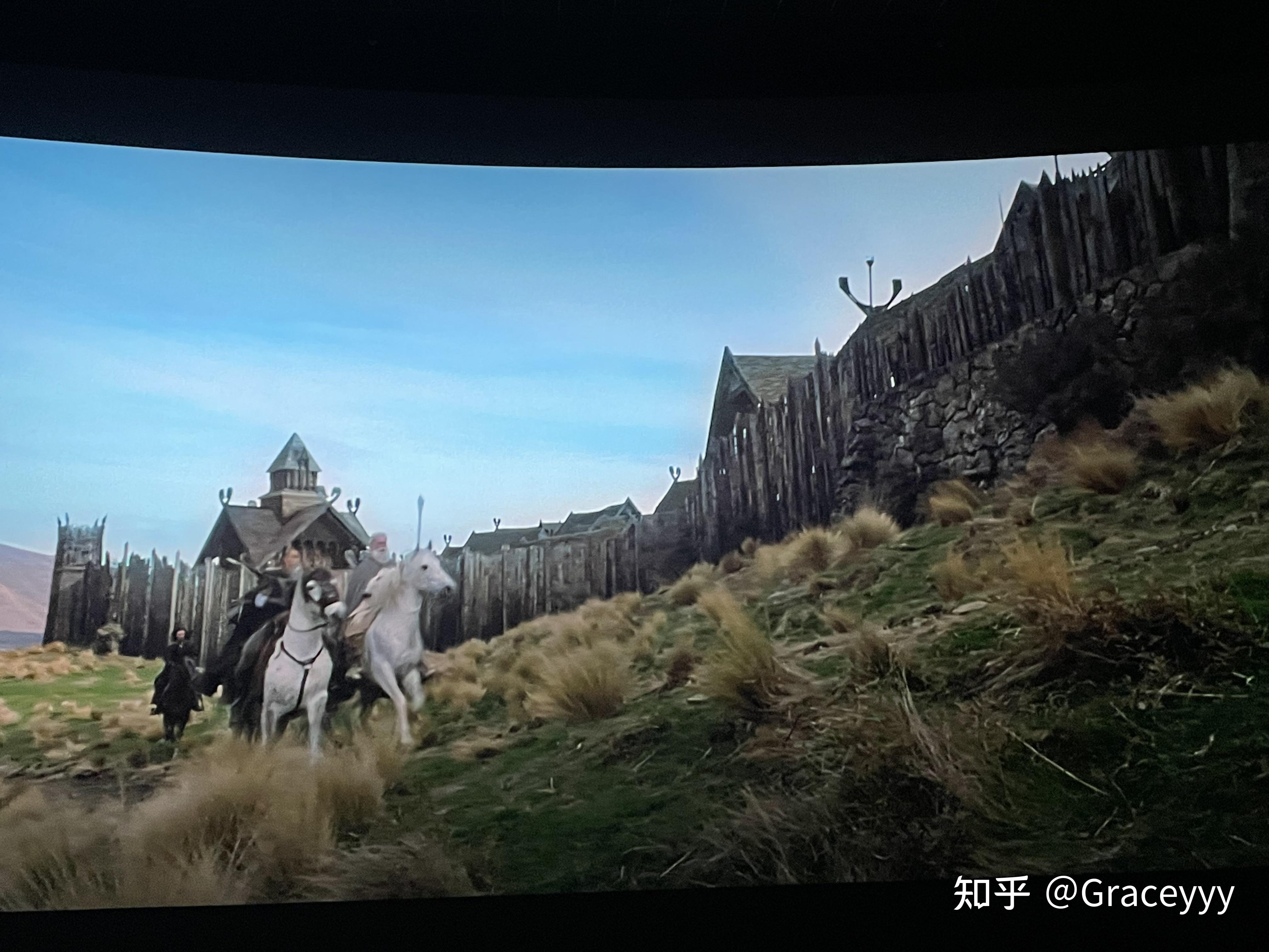 如何评价电影《指环王2:双塔奇兵》?