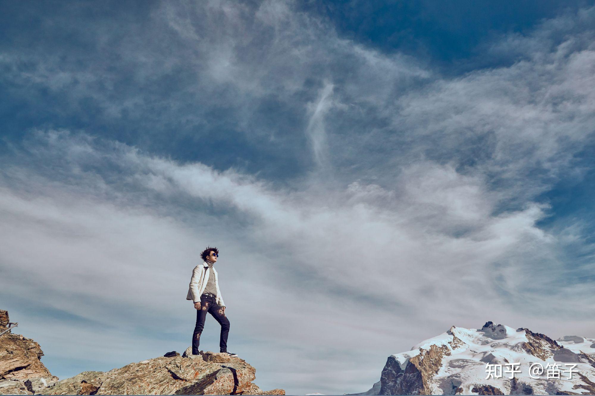 王一博追光的人终将光芒万丈