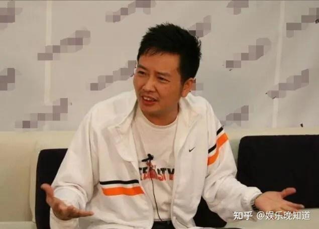 此外,宋祖德的小弟,中国第七代导演刘信达也严厉批评了何炅的个人行为