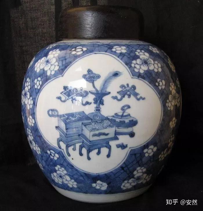 纹饰断代之博古纹:清代瓷器中的博古纹装饰各具特色 - 知乎