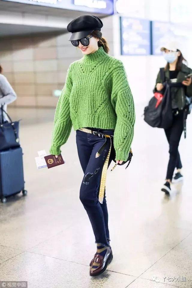 搭配男士牛仔裤的上衣推荐 v2-9562f0f7471c12f3c0b5569308f2806e_r.jpg