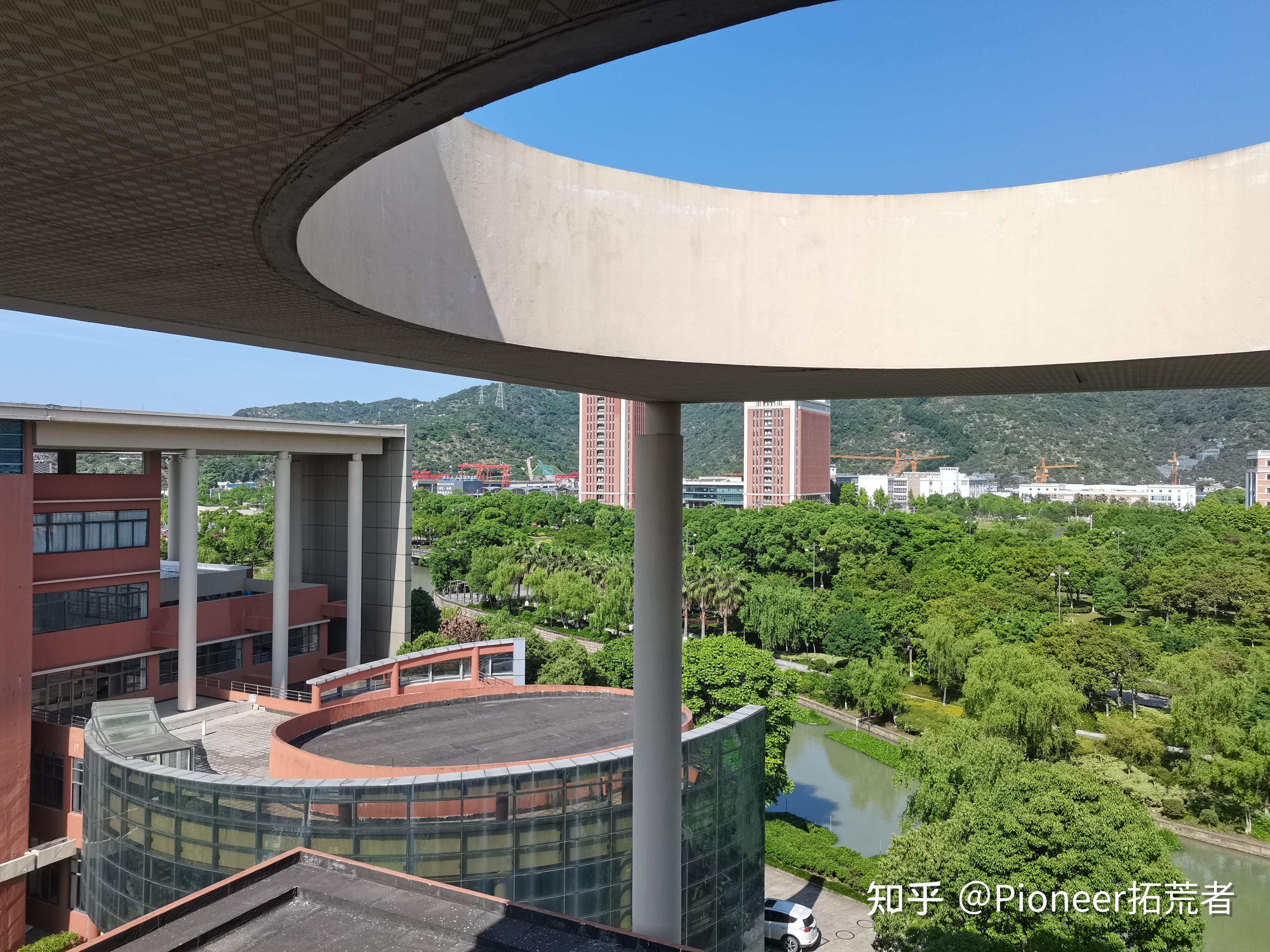 茶山校区茶山校区茶山校区位于温州大学城,紧邻温州各大高校,校园设施