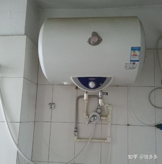 相比之下,扁平型电热水器的价格要高出一些,在功能差不多的情况下