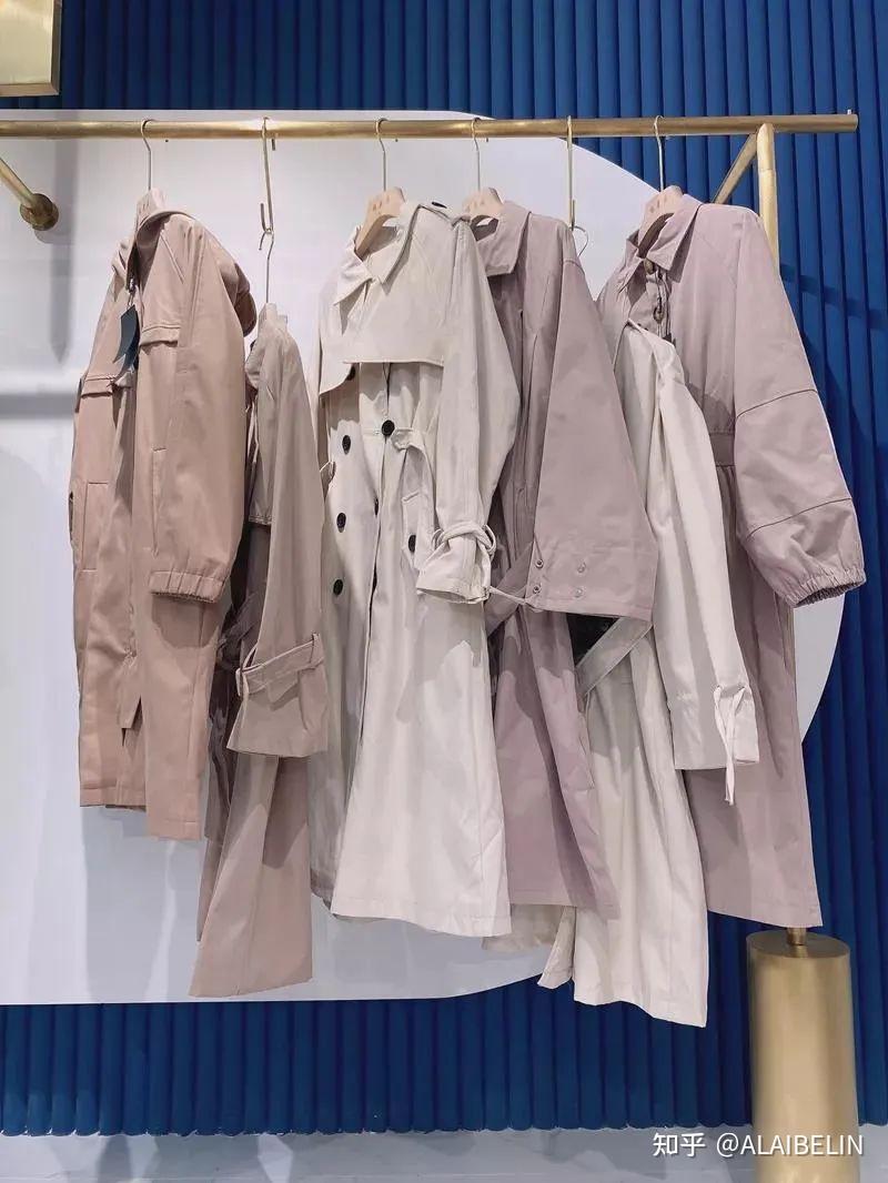 mili风衣女装品牌折扣穿搭