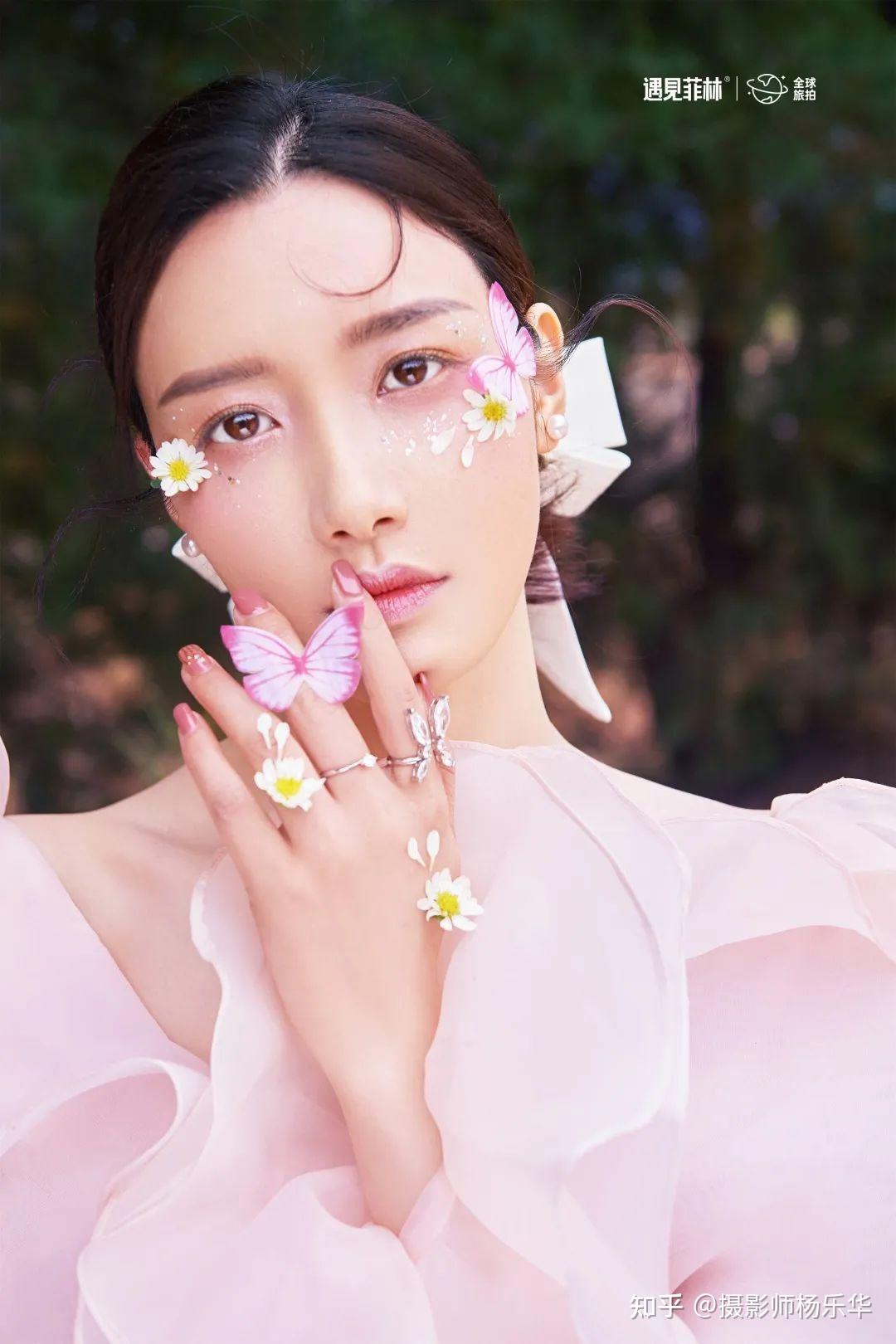 仿佛在翩然起舞唯美蝶饰妆面,是2021春夏新娘妆流行风main part:眼尾