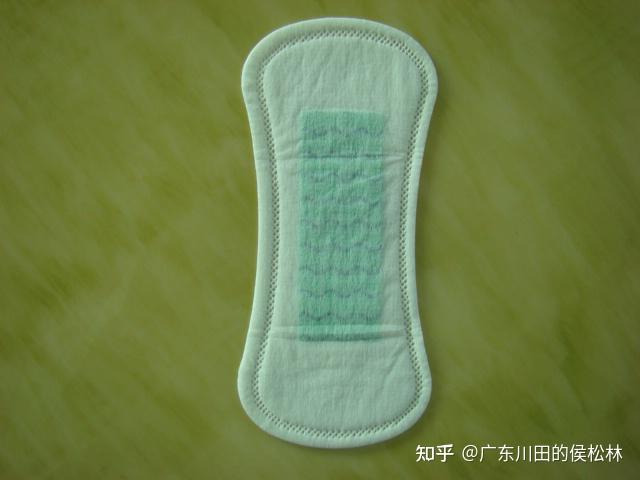 侯松林：品牌姨妈巾OEM、M巾OEM、卫生巾OEM、经期裤OEM贴牌定制代加工与ODM研发设计生产制造过程中，标准夜用、日夜两用、加长夜用、特