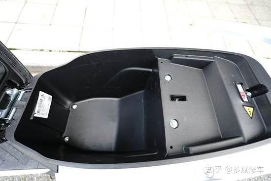 雅迪冠能 g5pro和t5,配石墨烯电池,续航120公里,哪款值得买 - 知乎