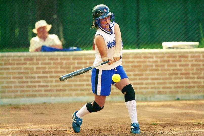 when we use the bat to hit the ball, we should keep the eye on