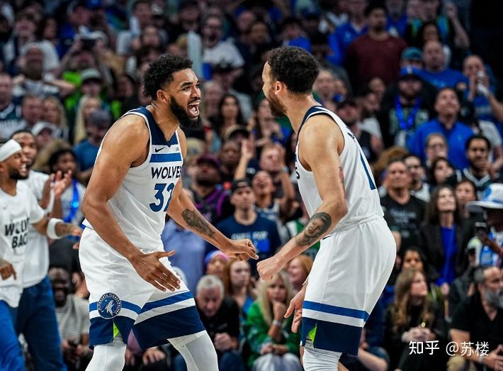 当初我预测总决赛是森林狼vs凯尔特人,现在依然认为有这个可能