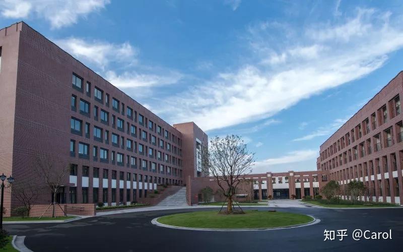 曹杨二中丨金选名校走访