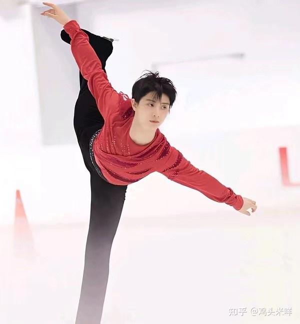 一个优秀的领袖所有的"卡里斯马"(charisma)是一种"神圣的天赋"