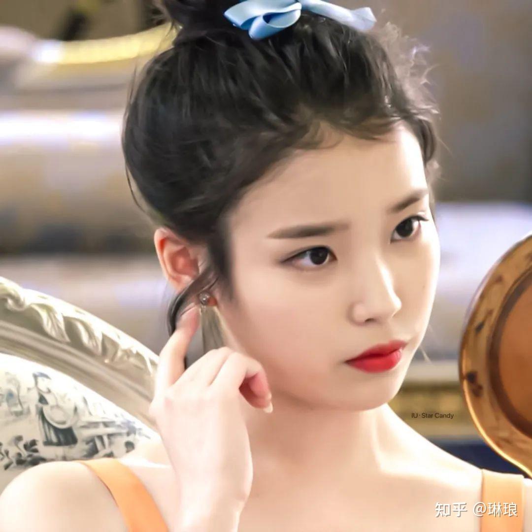 有没有iu丸子头吊带的照片?