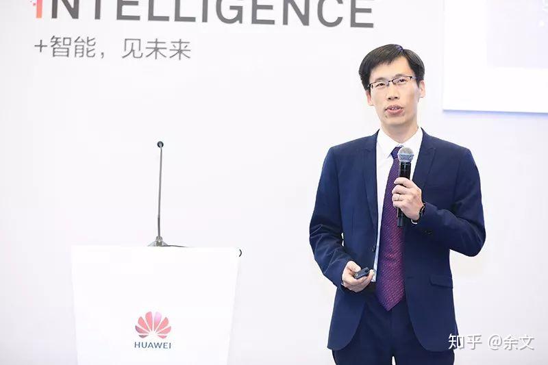 书写智能摄像机的未来",华为视频监控智能摄像机产品总经理翟广雷说