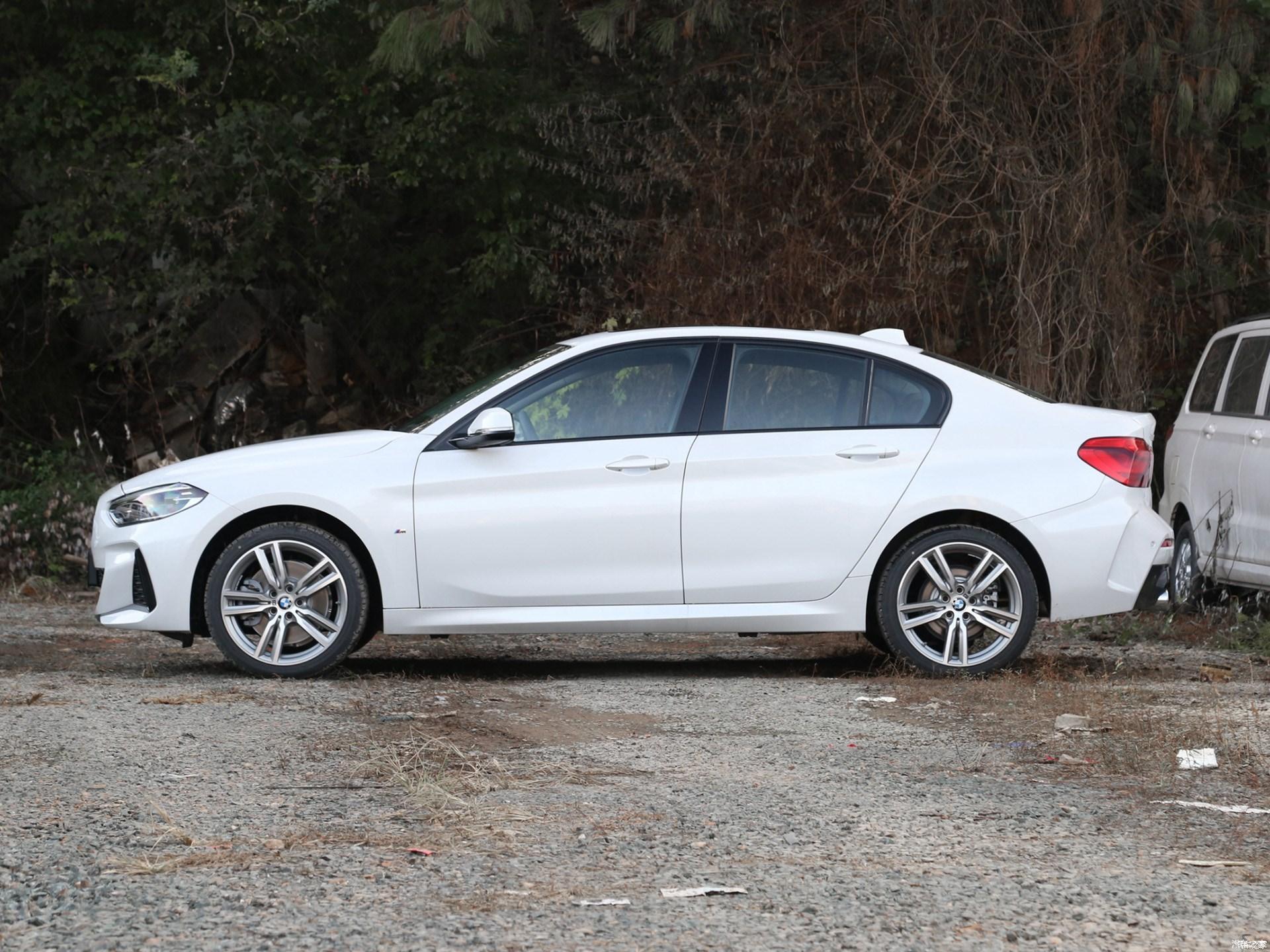 20万落地宝马1系三厢版郑州购车行情调查